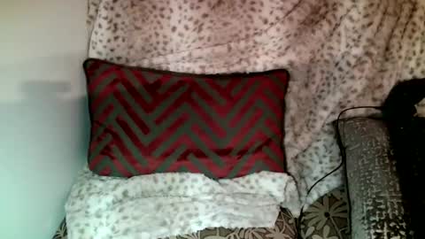 Snapshot of parlaytellio chatting on 25, 12, 2024 Parlay Tellio online show from 25, 12, 2024