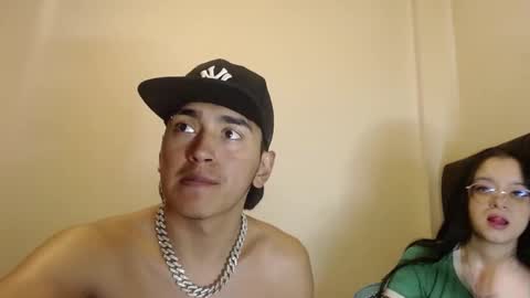 Snapshot of partywhite chatting on 19, 1, 2025 partywhite online show from 19, 1, 2025