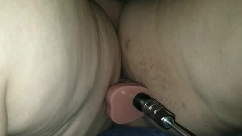 Snapshot of passionduo4 chatting on 4, 12, 2025 PassionDuo4 online show from 4, 12, 2025