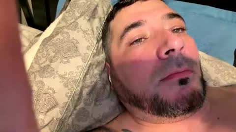Snapshot of patebull86 chatting on 17, 12, 2025 meinyourwife online show from 17, 12, 2025