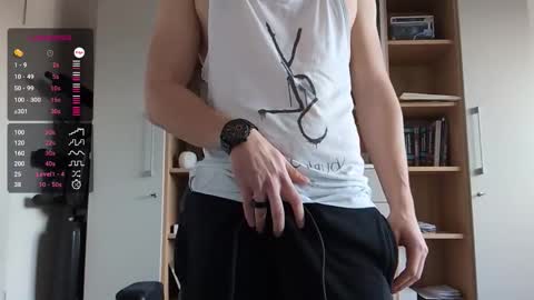 Snapshot of patii132 chatting on 19, 12, 2025 patii132 online show from 19, 12, 2025