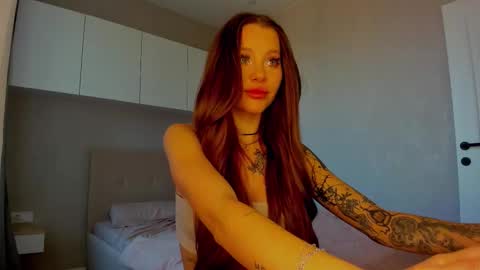 Snapshot of patricia_bloom chatting on 19, 10, 2025 patricia_bloom online show from 19, 10, 2025