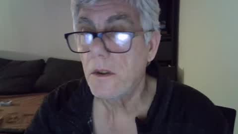 Snapshot of patrick5275 chatting on 12, 2, 2025 patrick5275 online show from 12, 2, 2025