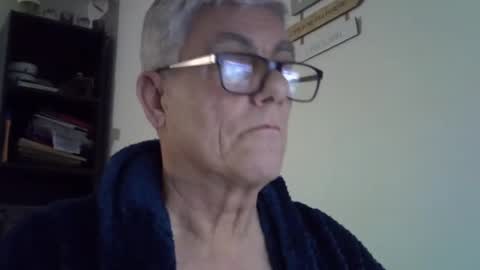 Snapshot of patrick5275 chatting on 5, 3, 2025 patrick5275 online show from 5, 3, 2025