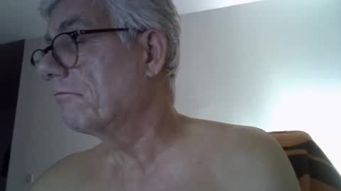 Snapshot of patrick5275 chatting on 11, 9, 2025 patrick5275 online show from 11, 9, 2025