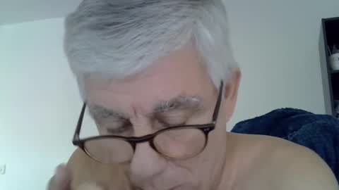 Snapshot of patrick5275 chatting on 13, 9, 2025 patrick5275 online show from 13, 9, 2025