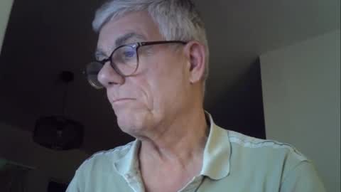 Snapshot of patrick5275 chatting on 14, 12, 2025 patrick5275 online show from 14, 12, 2025