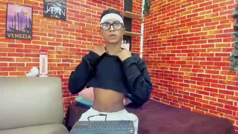 Snapshot of patrick_lovee chatting on 13, 6, 2026 Patrick online show from 13, 6, 2026