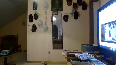 Snapshot of pattyboy1979 chatting on 25, 10, 2025 pattyboy1979 online show from 25, 10, 2025