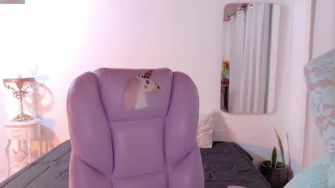 Sofa online show from 26, 3, 2026