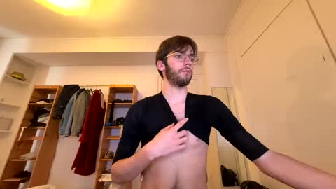 paul442386 online show from 8, 5, 2026