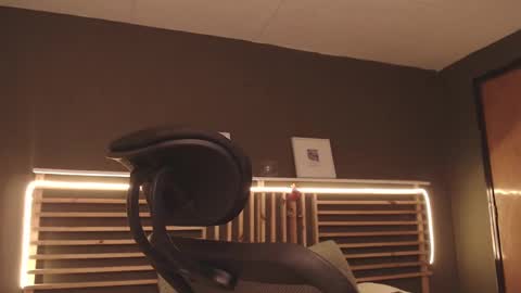 Paul online show from 4, 3, 2025