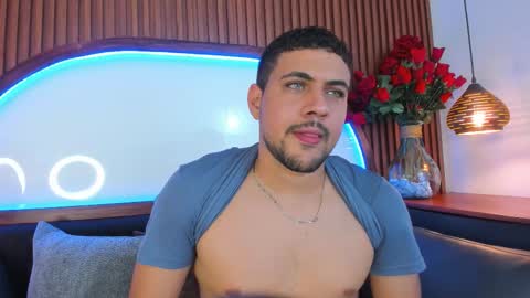 Paul Rivera online show from 4, 2, 2026