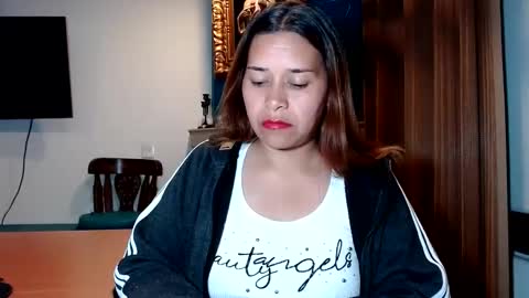 Snapshot of paula_anderson chatting on 9, 1, 2025 PAULA online show from 9, 1, 2025