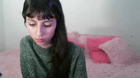 Snapshot of paulainblue chatting on 11, 2, 2025 online show from 11, 2, 2025