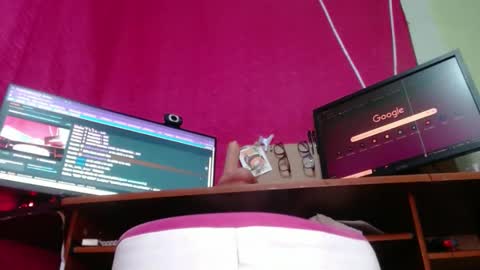 PAULA VALENTINA online show from 3, 10, 2025