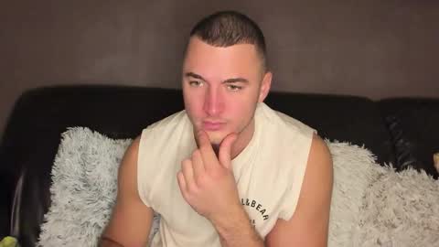 Snapshot of paulblack021 chatting on 7, 11, 2025 paulblack021 online show from 7, 11, 2025