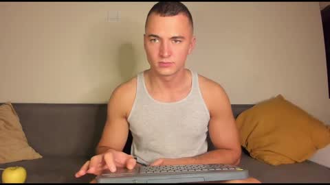 Snapshot of paulblack021 chatting on 24, 11, 2025 paulblack021 online show from 24, 11, 2025