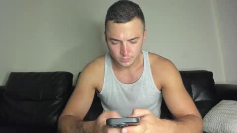 Snapshot of paulblack021 chatting on 19, 12, 2025 paulblack021 online show from 19, 12, 2025