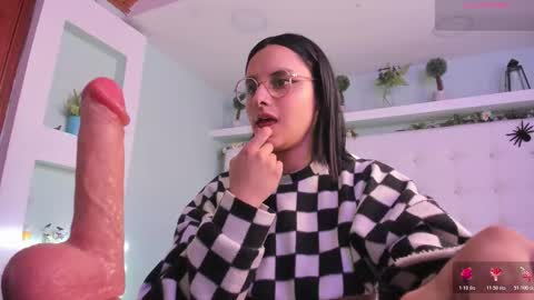 Snapshot of paulha_miller chatting on 4, 11, 2025 paulha_miller online show from 4, 11, 2025