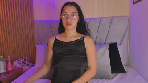 Snapshot of paulina__rose chatting on 9, 11, 2025 paulina online show from 9, 11, 2025