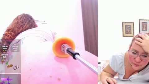 Paulina Davis  online show from 20, 1, 2025