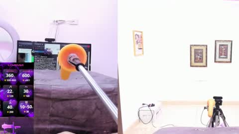 Paulina Davis  online show from 18, 2, 2025