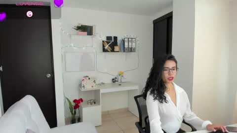 paulina online show from 23, 4, 2026