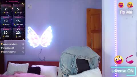 Snapshot of paulina_galvis2700 chatting on 18, 2, 2025 paulina online show from 18, 2, 2025