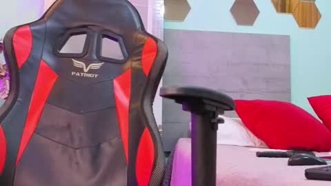 Paulina  online show from 14, 11, 2025