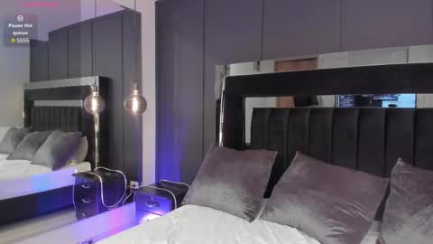 Snapshot of paulina_zuarez chatting on 15, 12, 2025 Paulina online show from 15, 12, 2025