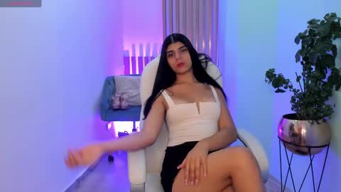 Snapshot of paulinabelle chatting on 5, 2, 2025 Paulina Belle online show from 5, 2, 2025