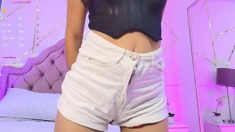 Snapshot of paulinabelle chatting on 2, 3, 2025 Paulina Belle online show from 2, 3, 2025