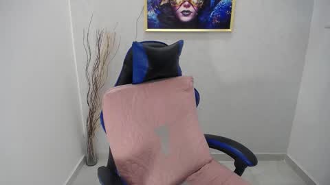 Snapshot of paulinabigcock24 chatting on 19, 11, 2025 paulinabigcock24 online show from 19, 11, 2025