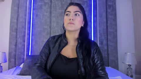 Snapshot of paulinaduarte_ chatting on 19, 12, 2024 Paulina online show from 19, 12, 2024