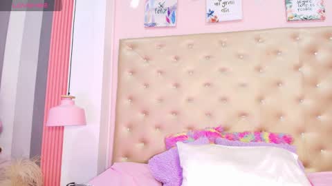 PaulinaSaennz online show from 6, 2, 2025