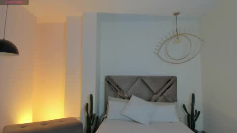 Paulina Santos  online show from 20, 3, 2026