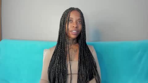 Snapshot of pauline_fox chatting on 27, 9, 2025 Pauline online show from 27, 9, 2025