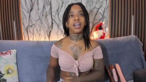 Snapshot of pauline_fox chatting on 30, 11, 2025 Pauline online show from 30, 11, 2025