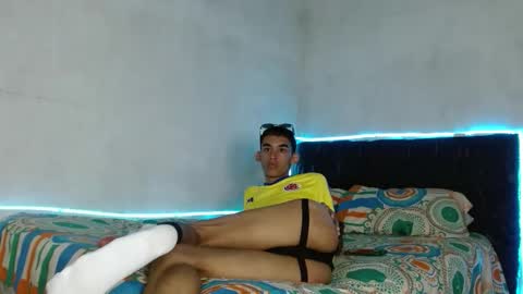 Snapshot of paulosex12 chatting on 17, 10, 2025 paulosex12 online show from 17, 10, 2025