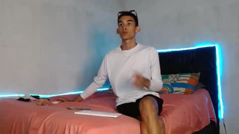 Snapshot of paulosex12 chatting on 22, 10, 2025 paulosex12 online show from 22, 10, 2025