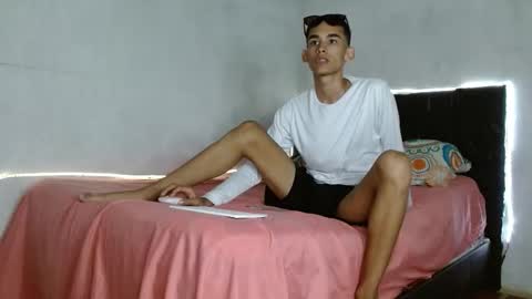 Snapshot of paulosex12 chatting on 26, 10, 2025 paulosex12 online show from 26, 10, 2025