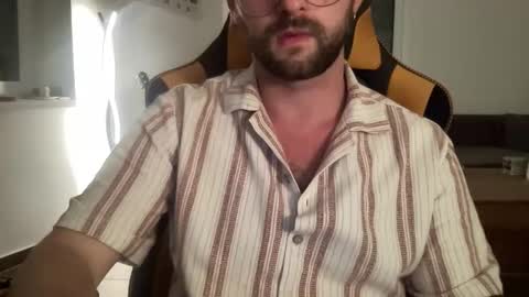 Snapshot of paulsimpsn chatting on 15, 9, 2025 love bush online show from 15, 9, 2025