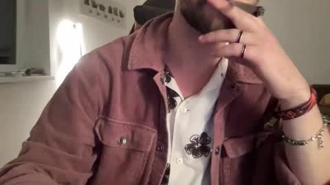 Snapshot of paulsimpsn chatting on 24, 10, 2025 love bush online show from 24, 10, 2025