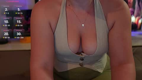 Snapshot of pawg_official chatting on 22, 9, 2025 pawg_official online show from 22, 9, 2025