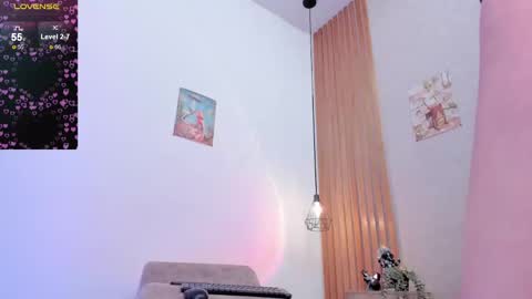 Snapshot of pawggirl18 chatting on 14, 2, 2025 Dani online show from 14, 2, 2025