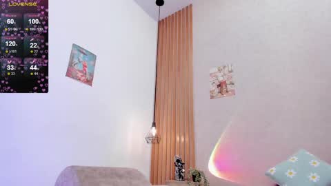 Snapshot of pawggirl18 chatting on 15, 2, 2025 Dani online show from 15, 2, 2025