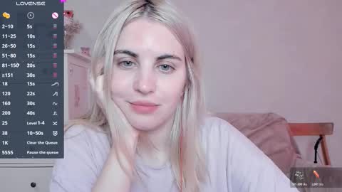 Snapshot of pawwsup1 chatting on 4, 11, 2025 Allisses online show from 4, 11, 2025