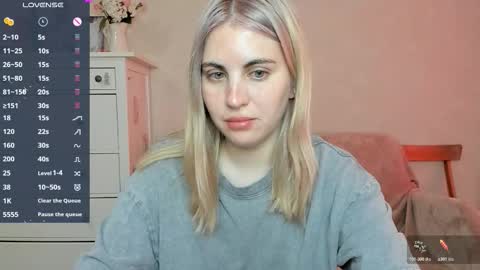 Snapshot of pawwsup1 chatting on 19, 11, 2025 Allisses online show from 19, 11, 2025