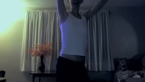 Snapshot of peacelovesexwine chatting on 18, 9, 2025 Peace online show from 18, 9, 2025